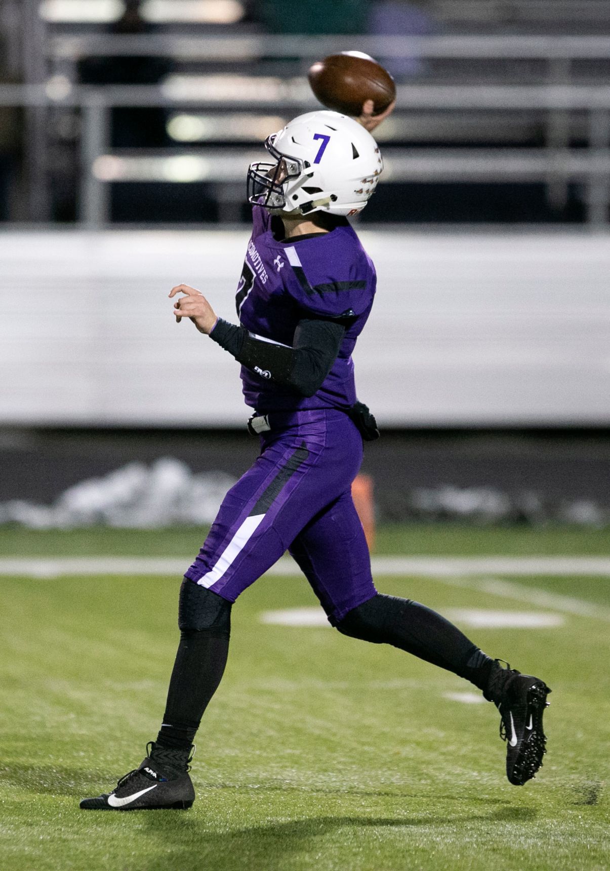 Laurel Locomotives host Lewistown